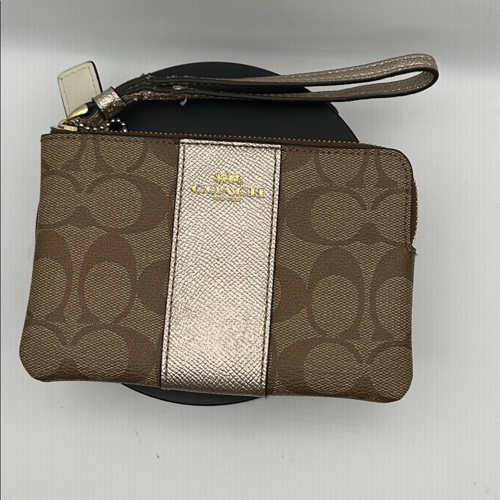 Coach Corner Zip Metallic wristlet